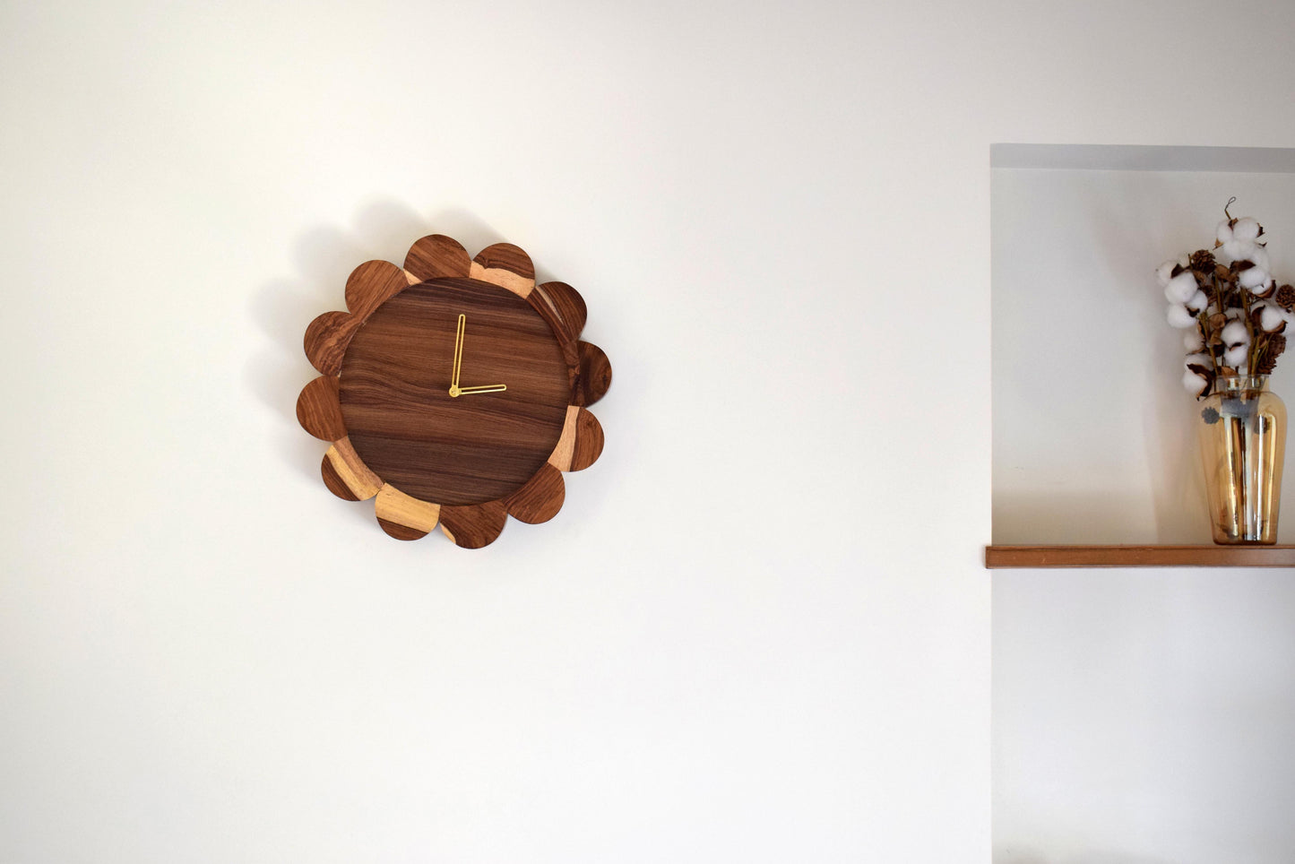 Blooming Wall clock